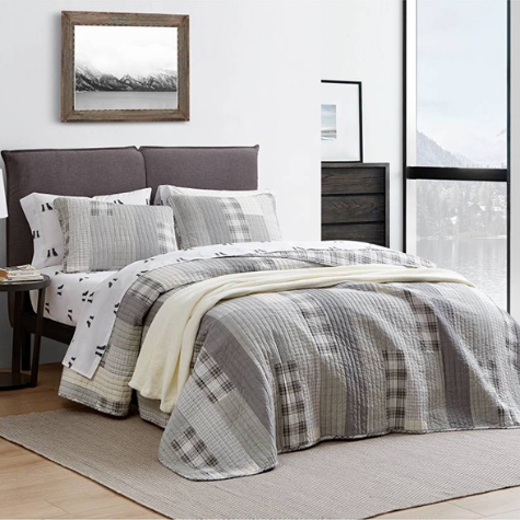 https://www.sleepcountry.ca/ccstore/v1/images/?source=/file/v6852497623061240662/products/21FVQS_1.jpg&height=475&width=475